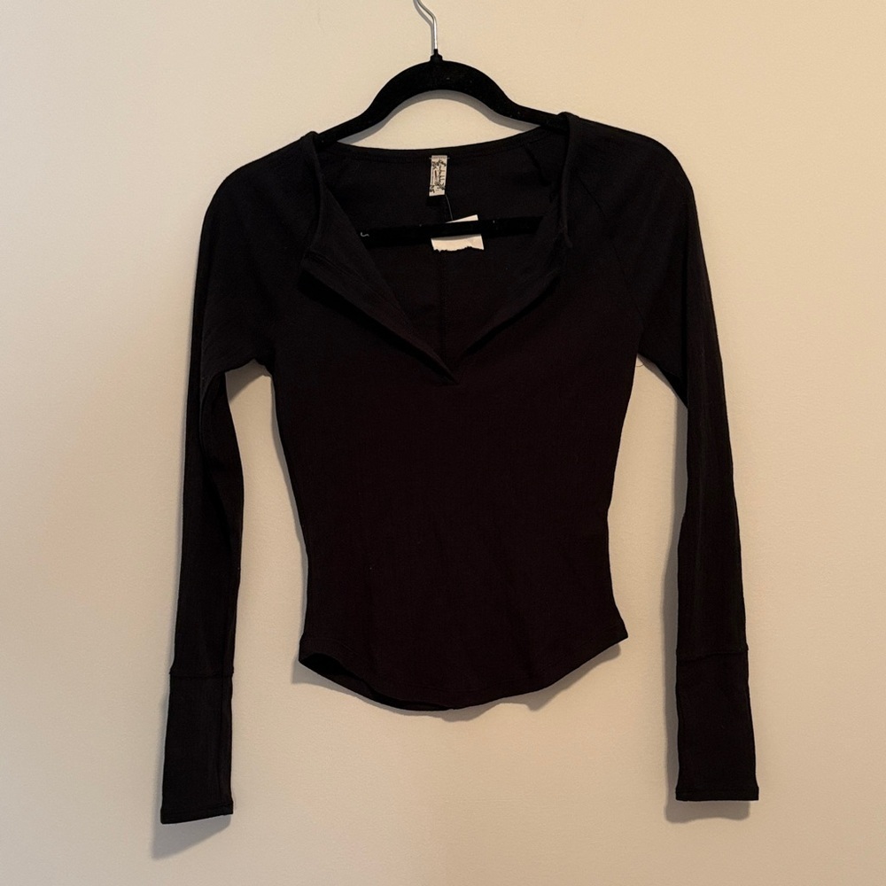 Intimately Women's Black Long Sleeve Top